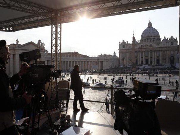 Broadcasters en el Vaticano (Foto: Reuters)