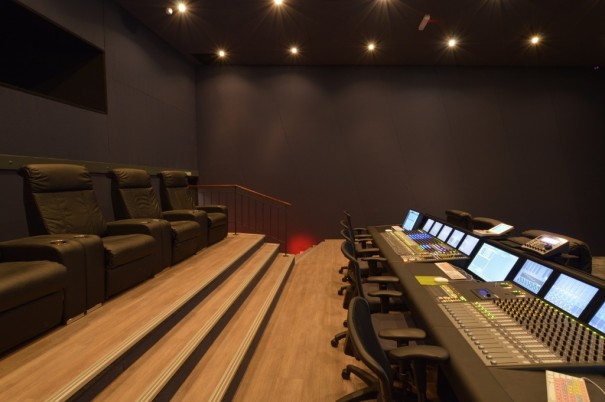 Sala Dolby Atmos con Euphonix
