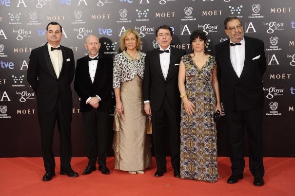 Autoridades y representantes de la Academia en la alfombra roja (Foto: Alberto Ortega)