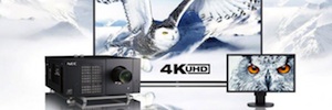 NEC Display élargit sa gamme UHD 4K avec un projecteur laser et deux écrans grand format