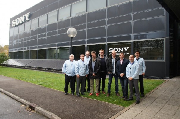 Equipo de la NRK en Sony