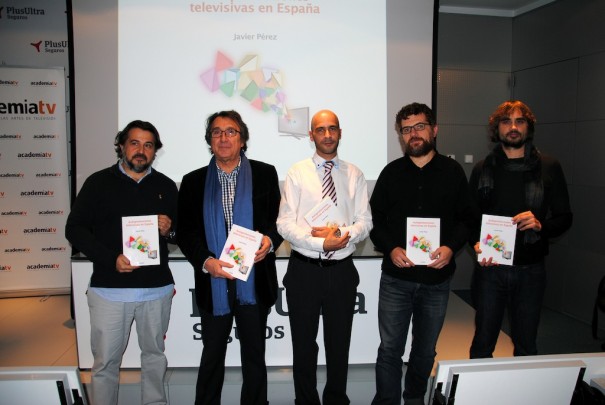 Juan Carlos Ordoñez, Francisco García Novell, Javier Pérez, Ricardo Fernández y Joaquín Rodríguez en la presentación del libro 'Las autopromociones televisivas en España"