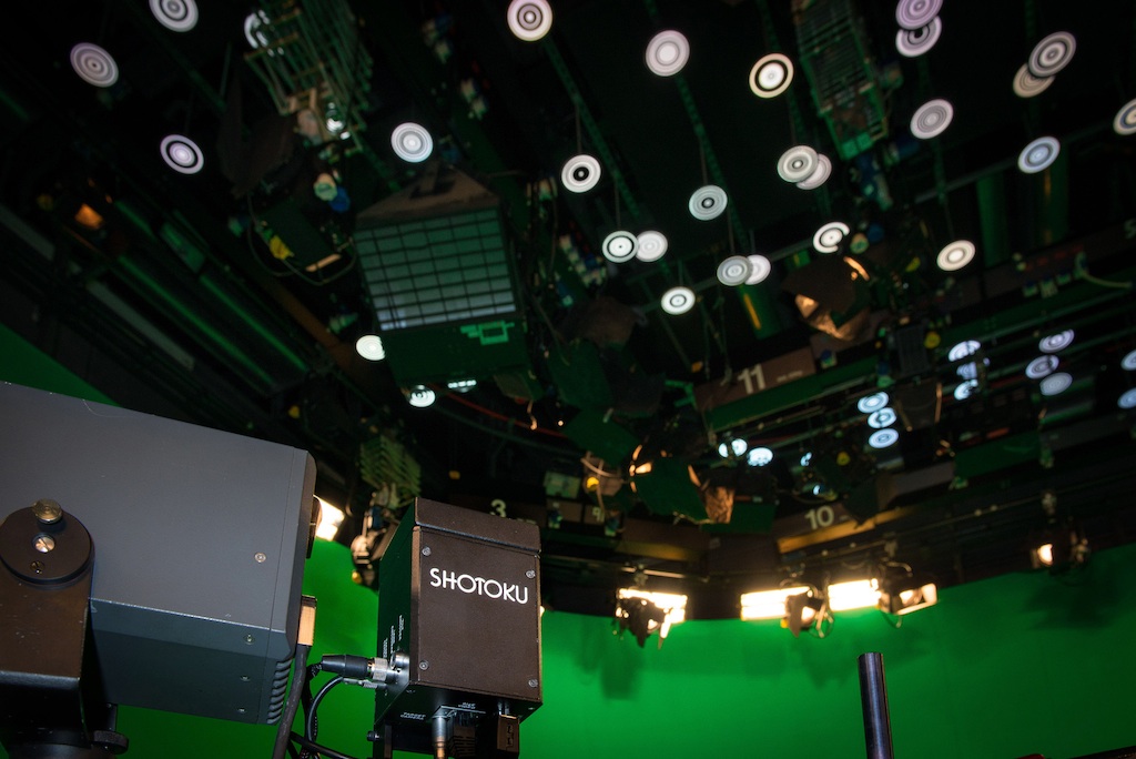 Antena 3 Noticias estrena un impresionante plató en 360º dotado de la  última tecnología