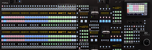 For-A estrena en IBC un nuevo panel de control para su mezclador HVS-2000