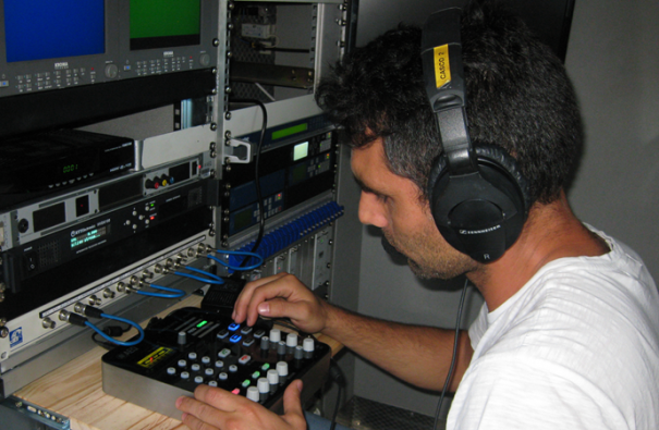 قام Videoreport Canarias بتغطية 26J بنظام الاتصالات المتعددة AEQ Systel IP