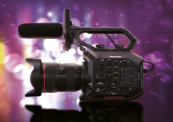 Panasonic AU-EVA1