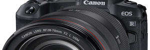Canon se adentra en el mundo full-frame sin espejo con el nuevo sistema EOS R