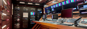 Saudi TV monitors and controls the broadcast from its new mobile phones with TSL Products