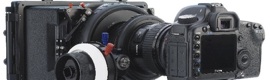 Canon D5 および D7 をプロ仕様の HD ビデオカメラのように操作するにはどうすればよいですか?