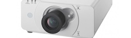 Crambo distribuirá la nueva serie 500 de proyectores de Panasonic