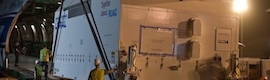 El satélite Amazonas 3 llega a la base de lanzamiento de Kourou