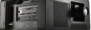Компания Barco представила свой самый маленький цифровой кинопроектор на выставке CineEuropa
