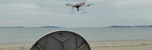 Hispasat pone a prueba las posibilidades de la conectividad vía satélite con drones