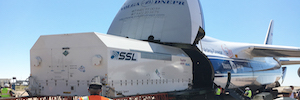 El satélite Amazonas 5 llega a la base espacial de Baikonur