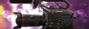 Panasonic da a conocer las especificaciones técnicas de la nueva cámara compacta AU-EVA1