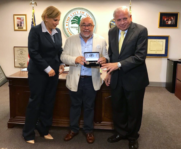 Producer Julio Fernández receives the Key to the City of Miami