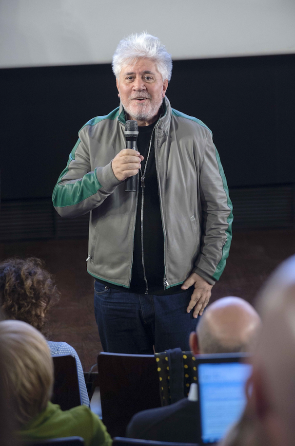 Pedro Almódovar en el Homenaje a José Salcedo (Foto: Alberto Ortega - Cortesía de la Academia de Cine)