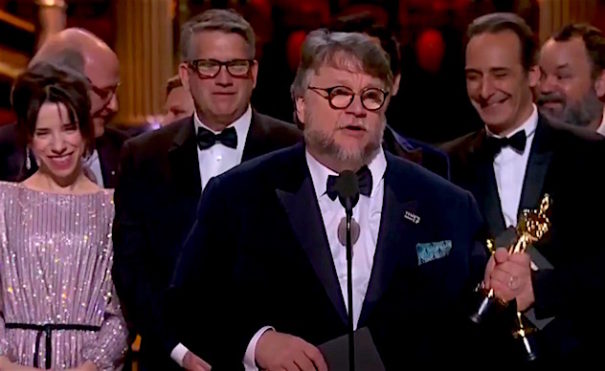 Guillermo del Toro, gana el Oscar por 'La sombra del agua'