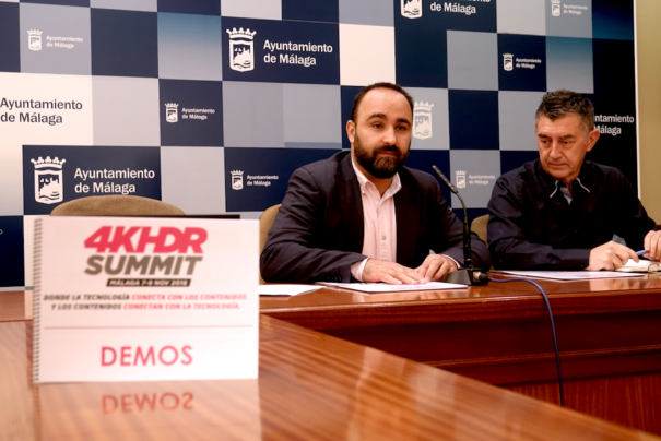 Presentación 4K Summit