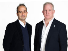 Óscar López responsable de Mediapro Canadá y Scott Mitchell, CEO de CSB.