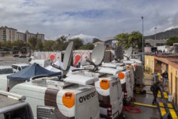 Unidades móviles Mediapro y Overon