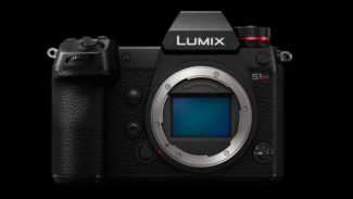 Lumix S1H