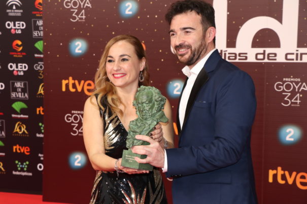 Silvia Venegas, junto al productor del corto y Juan Antonio Moreno, Goyas 2020