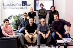 De izda. a dcha.: Joana Ortueta, Martín Suárez, Pedro García Ríos, Fernando Cámara, Juanpe Gálvez, Alberto Macías, Matías García y Rodrigo Martín Antoranz (Foto: Luis Camacho / Fundación SGAE)