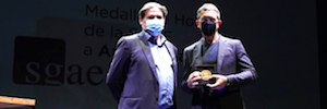 Antonio Banderas recibe la Medalla de Honor de la SGAE