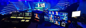 Logos TV equipa su unidad móvil con el sistema de intercom AEQ