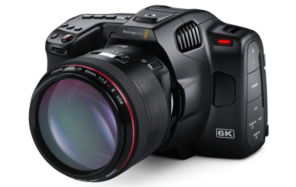 Карманная кинокамера Blackmagic 6K