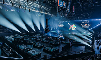 Set up escenario de Eurovisión 2021 . (Foto: Nathan Reinds / NPO NOS AVROTROS)