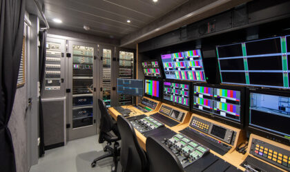 Unidad móvil O2 Czech Republic S12T- Broadcast Solutions