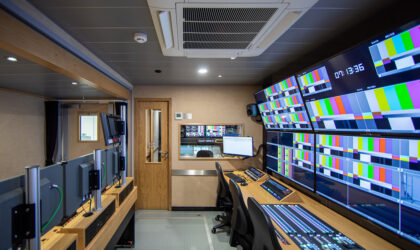 Unidad móvil O2 Czech Republic S12T- Broadcast Solutions