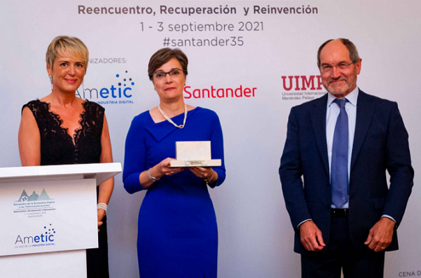 AMETIC entrega al COIT el Premio 'Impulso de las TIC'