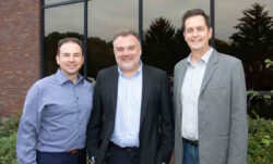 De izda. a dcha.: Jon Tatooles, James Gordon y Matt Anderson.