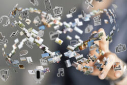 Intermedia: procesos e innovación mediática en televisión y otras pantallas.