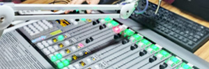 La consola AEQ Forum IP aterriza en la emisora boliviana Radio Fides