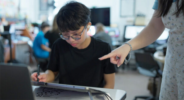 Blackmagic - DaVinci Resolve - CBC documentales - Sisler High School CREATE