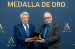 Academia de Cine - Medalla de Oro - Enrique Cerezo - Fernando Méndez-Leite (Foto: Alberto Ortega)
