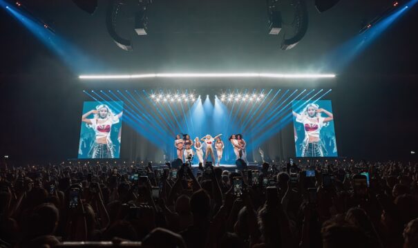 Gira Shirin David con ARRI