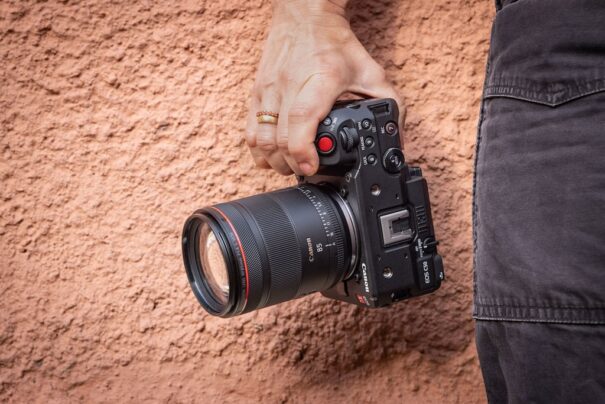 Canon EOS C50