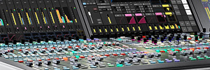 La última competición internacional de natación de Singapur, producida con la consola mc²56 MkIII de Lawo