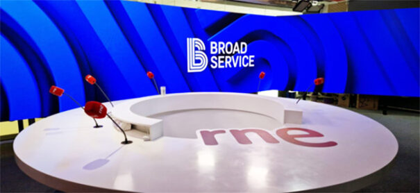 RTVE - Broad Service - Pantallas Sharp NEC RNE La casa de la radio
