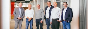 Riedel compra a Broadcast Solutions la capa de control hi human interface