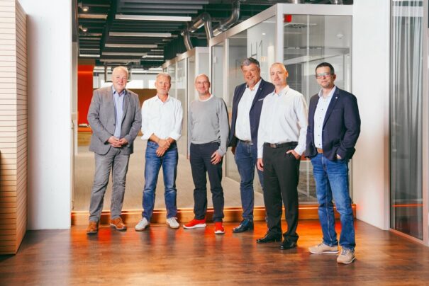 Riedel compra a Broadcast Solutions la solución de control hi human interface