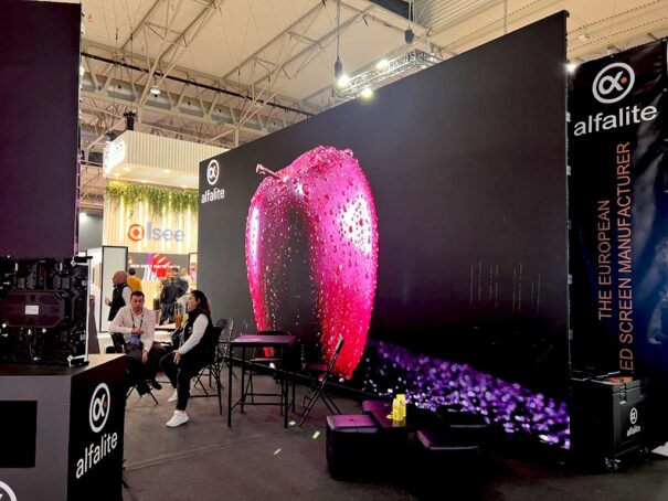 Stand Alfalite
