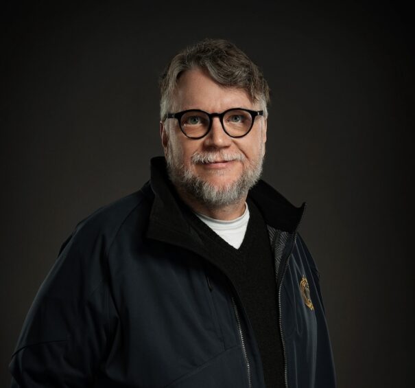 Guillermo del Toro of Frankenstein (Foto: John Wilson/Netflix  2025)