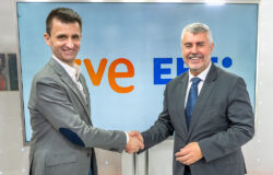 RTVE - Agencia EFE - Firma Convenio - José Pablo López - Miguel Ángel Oliver