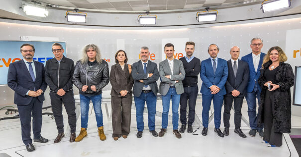 RTVE - Agencia EFE - Firma Convenio - Personalidades - Consejeros